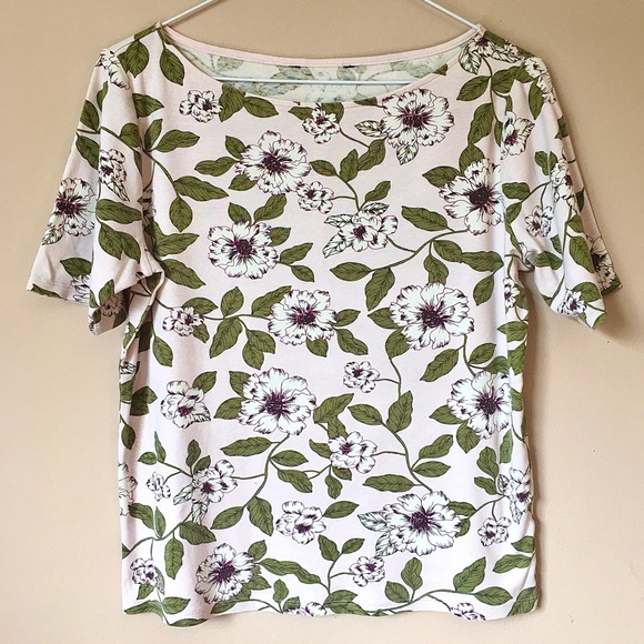 🌱🌸 Ralph Lauren Tee 🌸🌱 - Picture 3 of 6